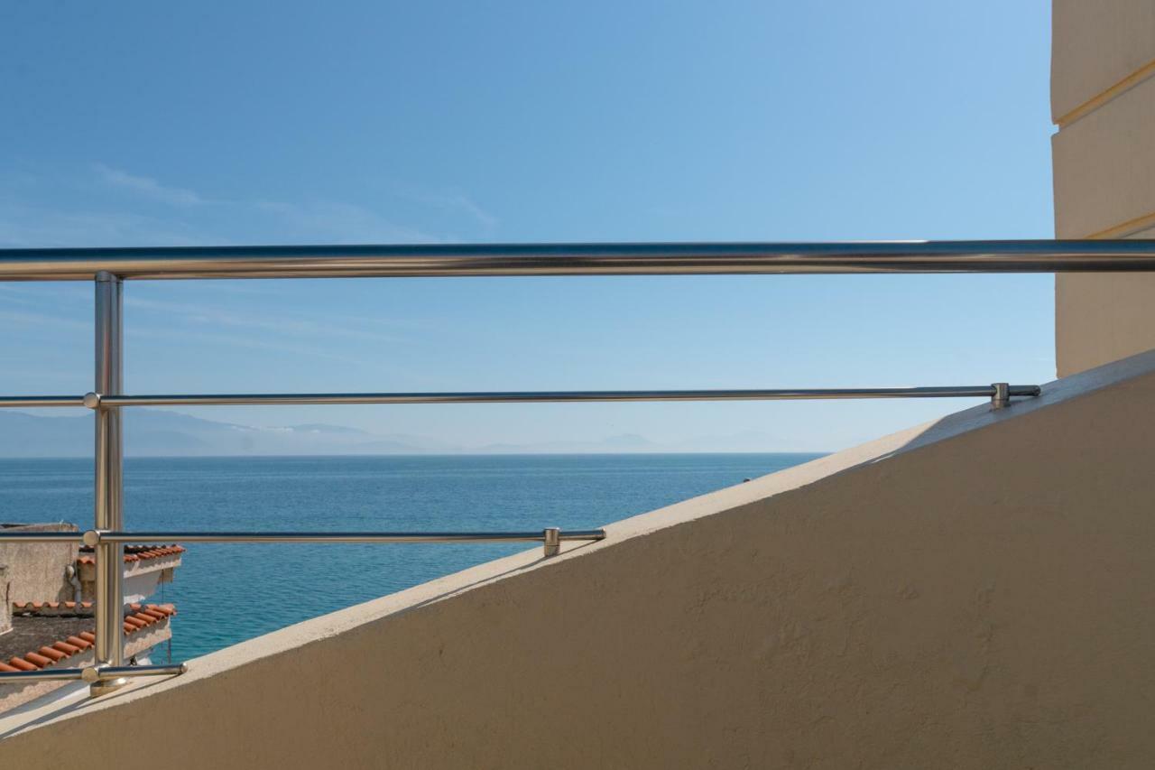 Diamante Beachfront Suites Xylokastro Exteriér fotografie